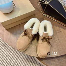 Picture of UGG Shoes _SKUUGGsz35-40ML102119781